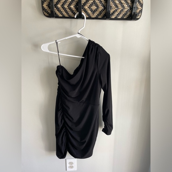 Cinq a Sept Alora Dress - One Shoulder Ruched Mini - Black - Size 8 - Picture 7 of 15
